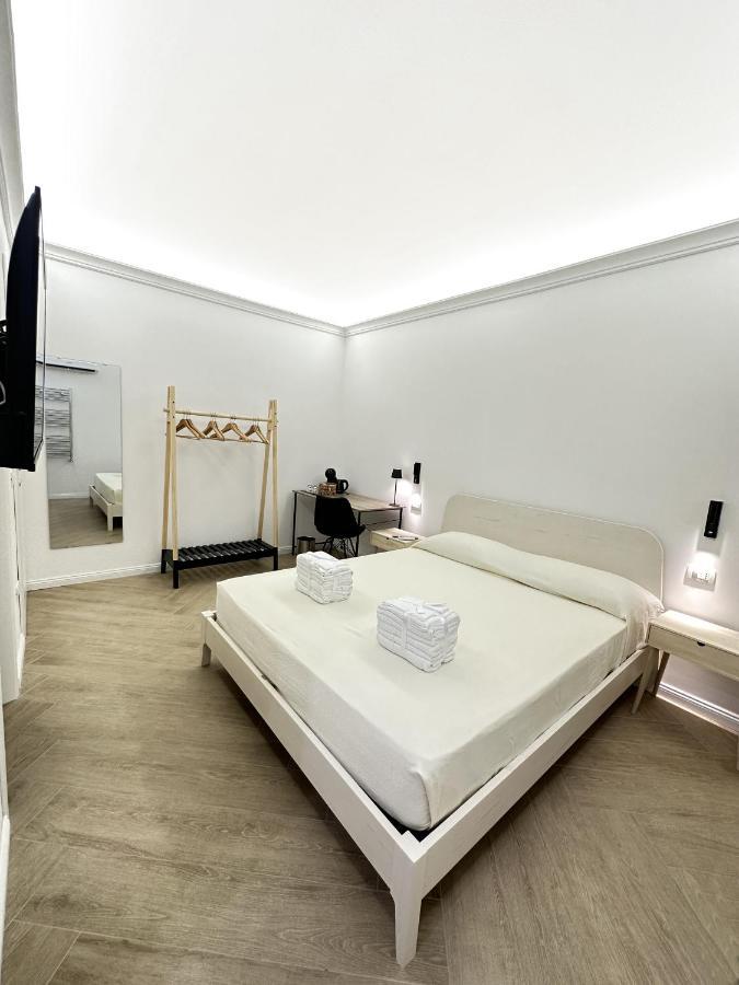 Vicki Vomero Rooms - Napoli ภายนอก รูปภาพ